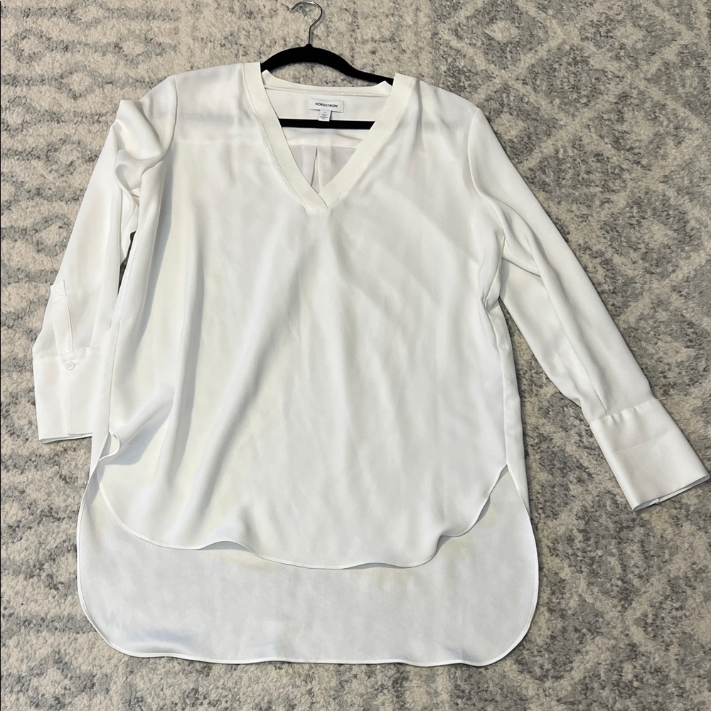 Nordstrom White Long Sleeve V-Neck Top